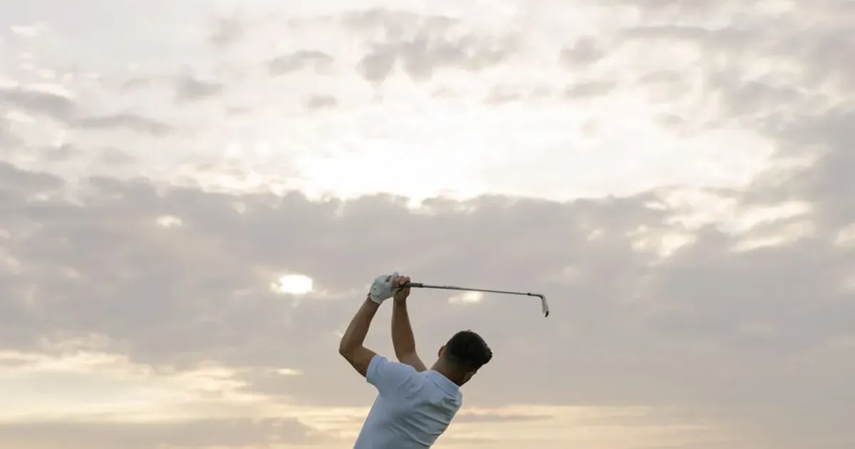 Brooks Koepka’s Late Birdie Surge Signals LIV Golf Comeback 2026
